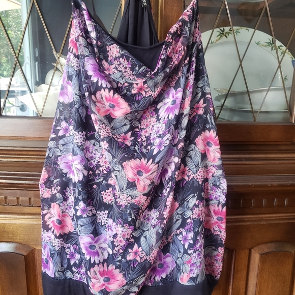 Express Top - Picture 3 of 6